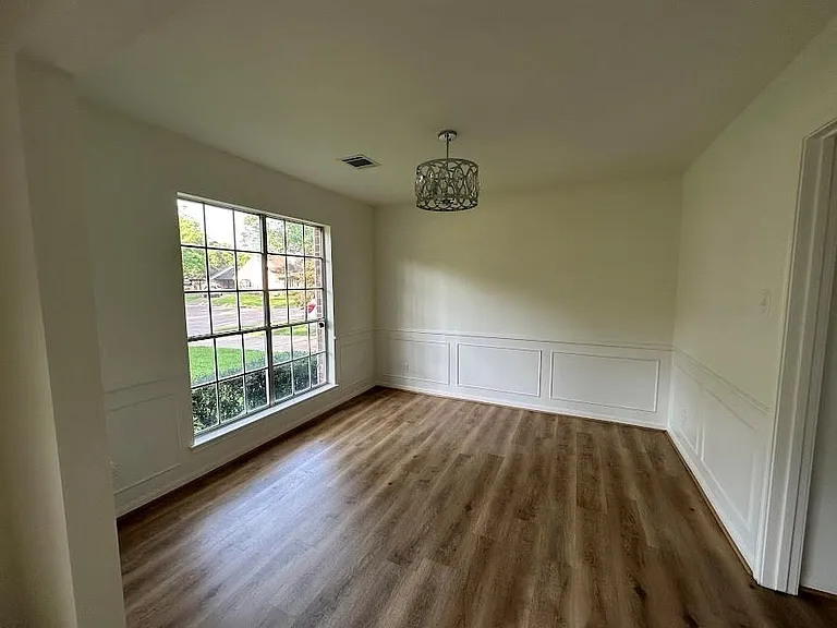 9718 Truscon Dr — Photo 4