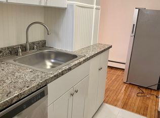 40 Warren Ave, Woburn, MA 01801