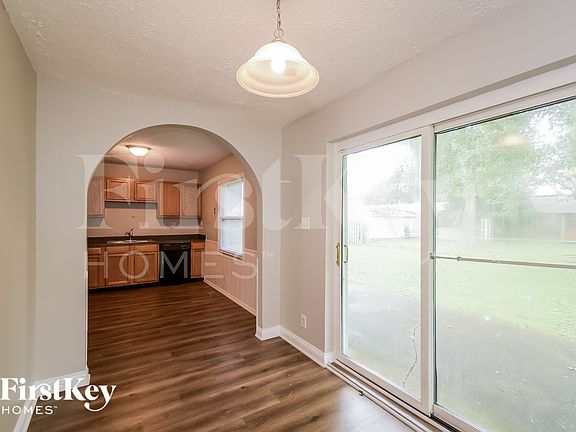 5th image of 4931 Karen Dr