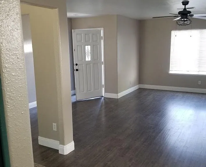 1568 Bullard Ave — Photo 3