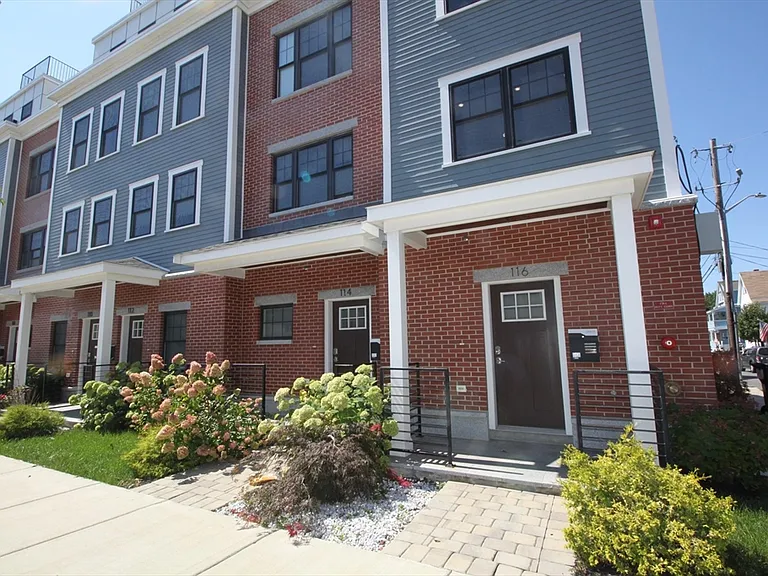 108 Main St #108 — Photo 1
