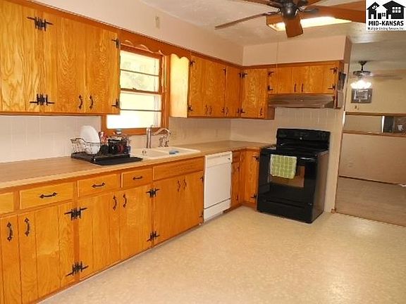 5th image of 2516 E 43rd Ave