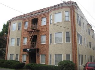 291 Lester Ave APT 201, Oakland, CA 94606