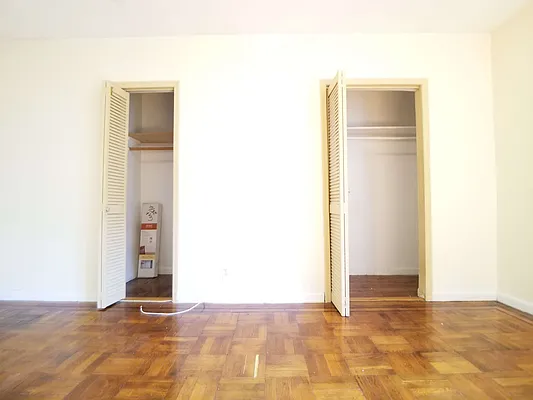 Rented by BRICK & GALO REALTY CORP | media 24