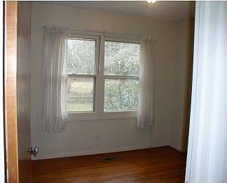 4th image of 6909 NW Anderson Ave
