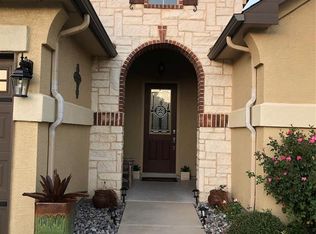 9909 Orangewood Trl, Denton, TX 76207