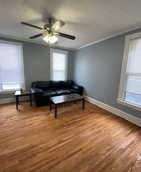 420 Westcott St — Photo 2