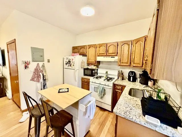 182 Salem St #4 — Photo 13