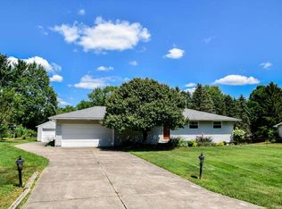 10481 Persimmon St NW, Canal Fulton, OH 44614