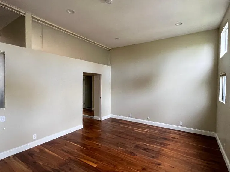 600 Flower Ave #4 — Photo 8
