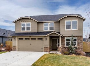 2749 SW 47th St, Redmond, OR 97756