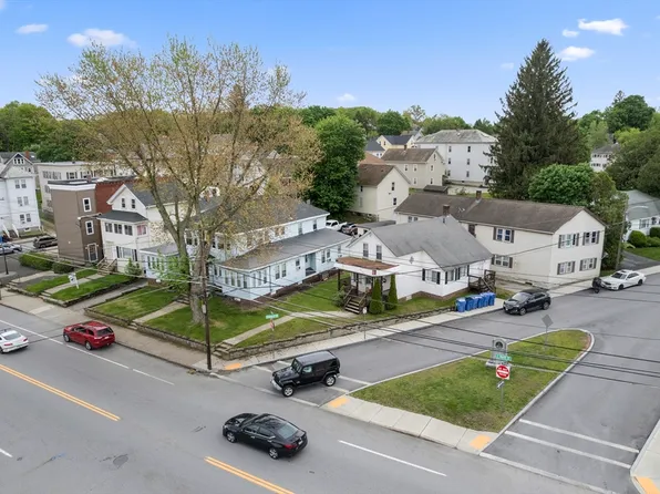 24-24 E Main St #26, Webster, MA 01570