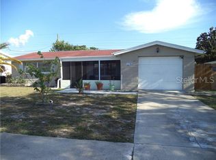 5320 Mosaic Dr, Holiday, FL 34690