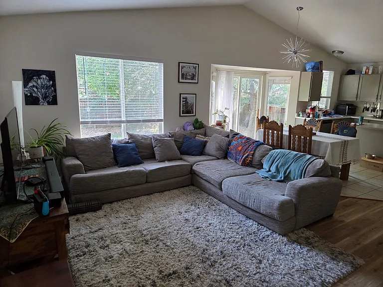 1804 Clark Dr — Photo 8