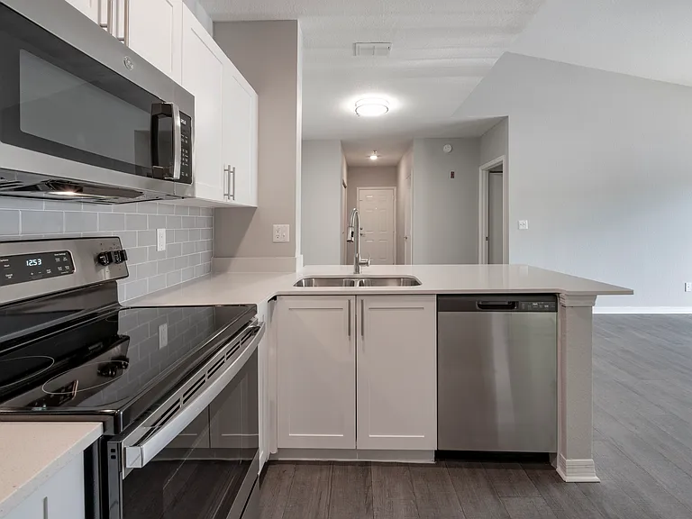 Modern Kitchen | Aspire at Gateway