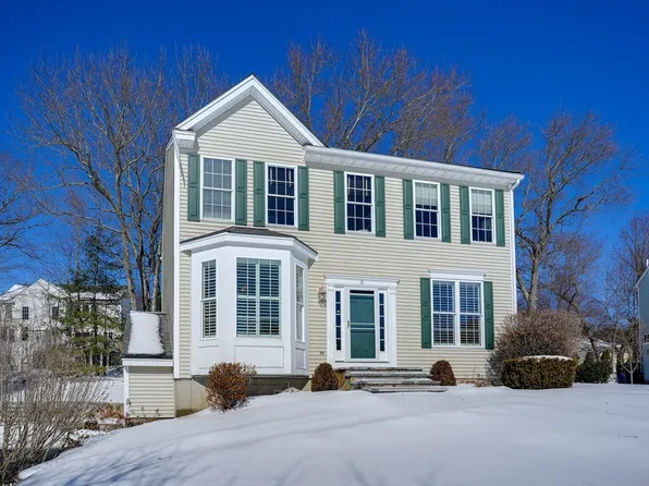 15 Bay Farm Ln, South Grafton, MA 01560