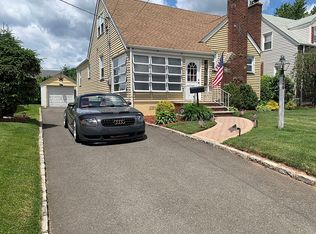 226 Thelma Ter, Linden, NJ 07036