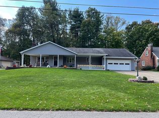 81 Lake Shore Dr, Youngstown, OH