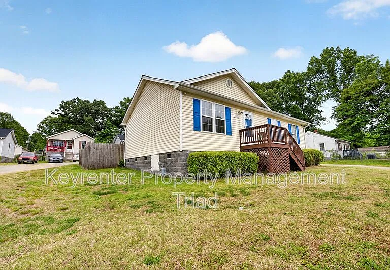 1608 McPherson St — Photo 28
