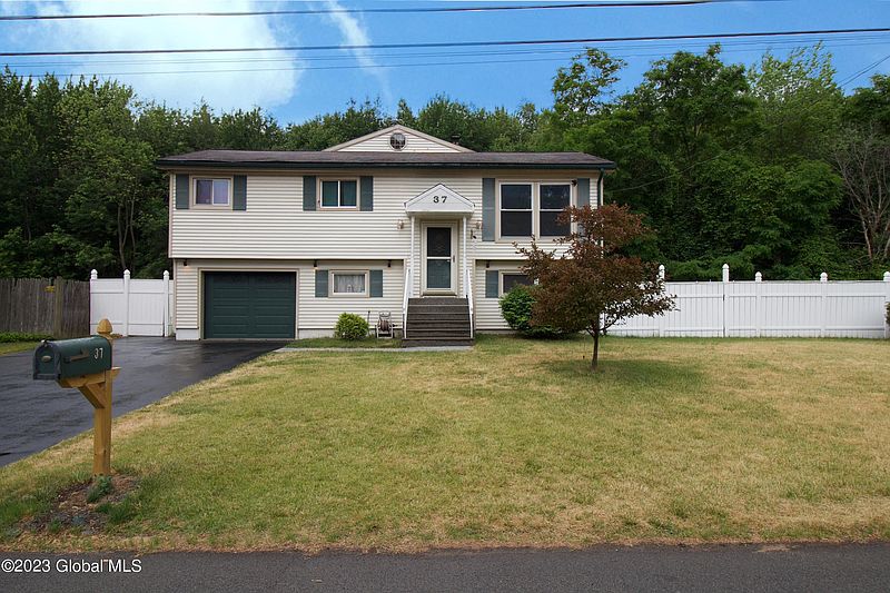 2nd image of 37 Gail Avenue