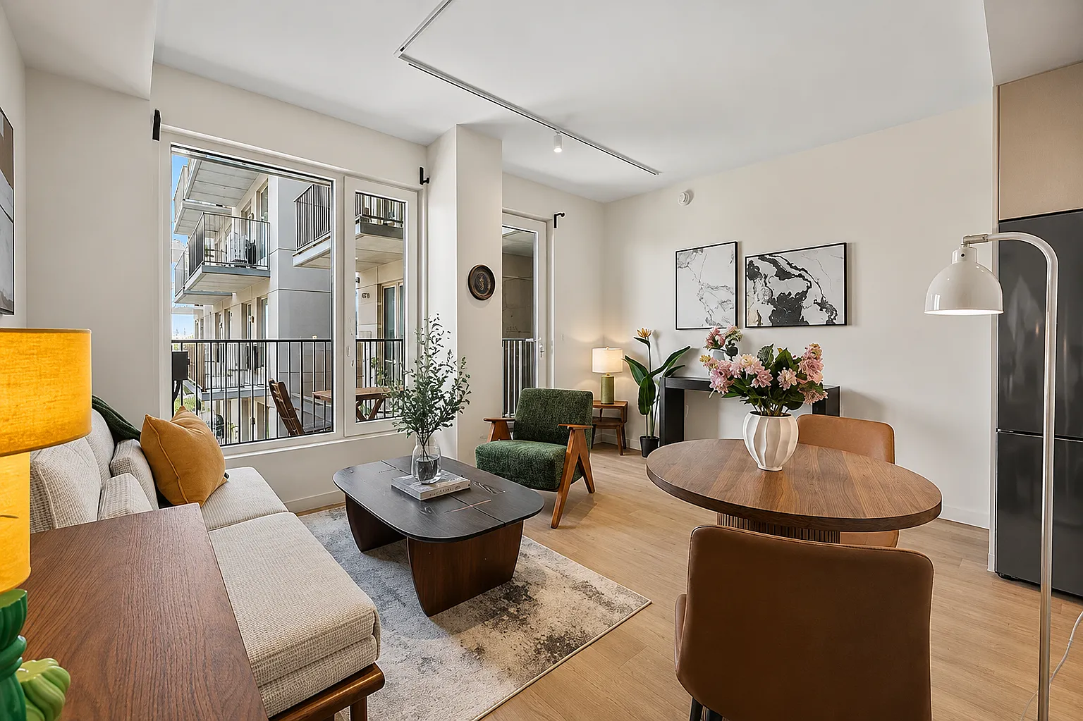 16 West Street — Photo 4