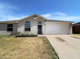 1603 Lost Crossing Trl, Arlington, TX 76002