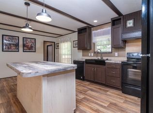 1213 W Adoue St, Alvin, TX 77511
