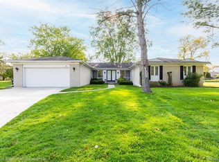 22339 Hampton Ct, Southfield, MI 48034