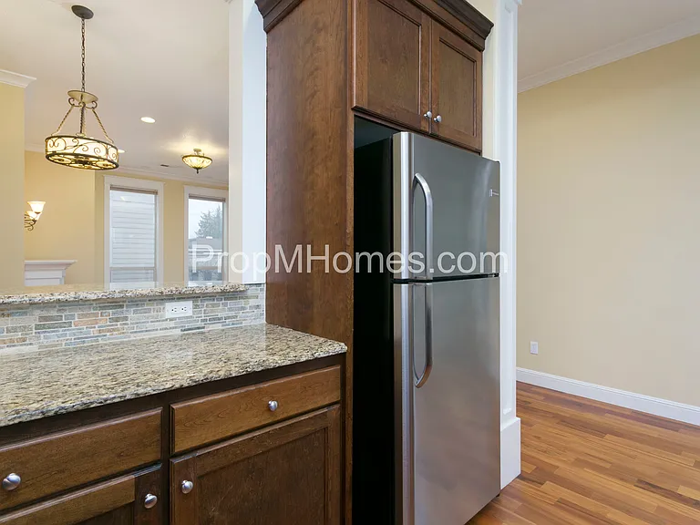 5121 N Williams Ave — Photo 6