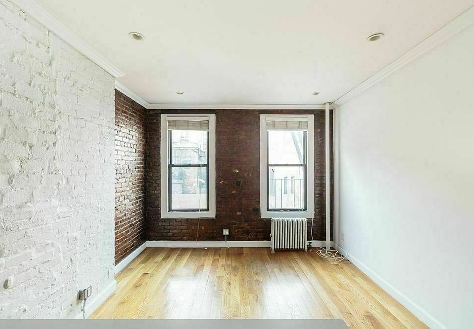 1st image of 249 E 10th St APT 9