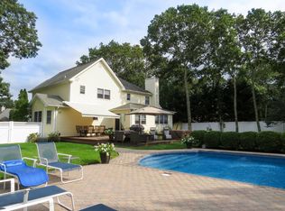 23 Bridle Path, Westhampton, NY 11978