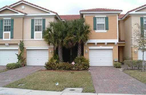 1st image of 947 Pipers Cay Dr