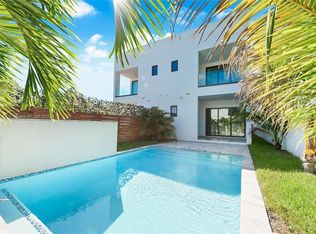 2933 SW 21st Ter, Miami, FL 33145