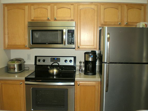 5th image of 17207 NE 45th St APT 73