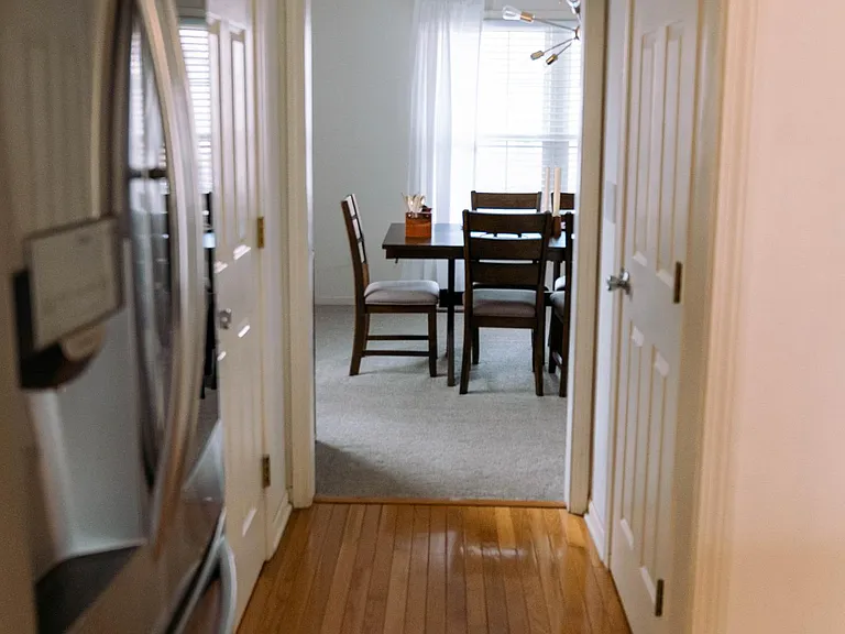 3901 Lloyd St — Photo 3