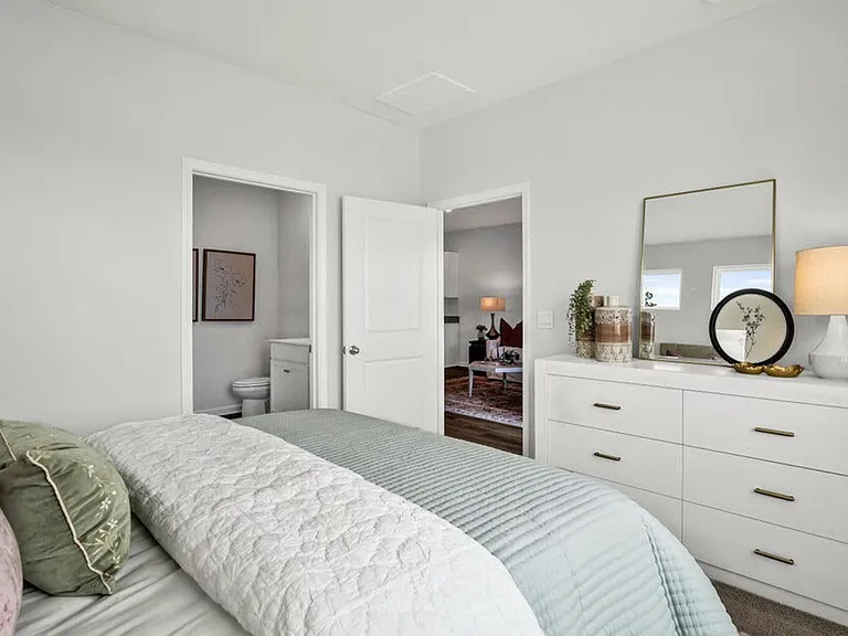 4518 Coralbead Ln — Photo 8