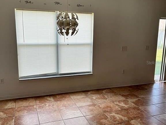 3rd image of 750 Cockatoo Ct