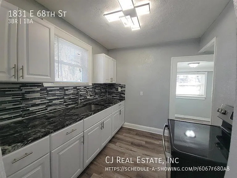 1831 E 68th St — Photo 4