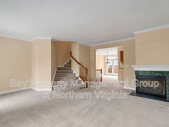 5th image of 5814 Pearson Ln