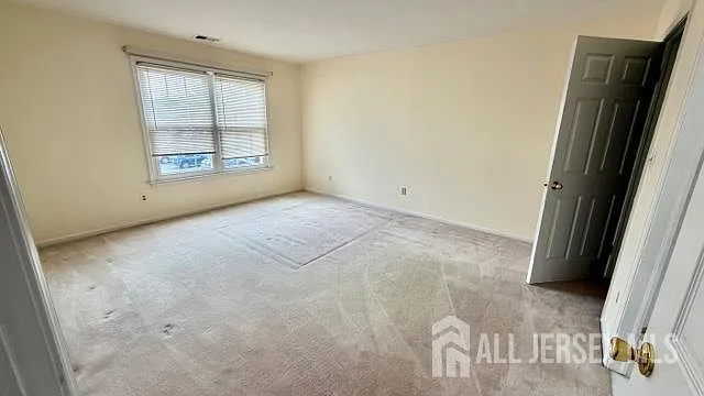 1125 Waterford Dr — Photo 5