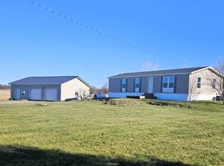 10130 Stahl Rd, Lake Odessa, MI 48849