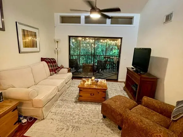 108 Woodlake Wynde, Oldsmar, FL