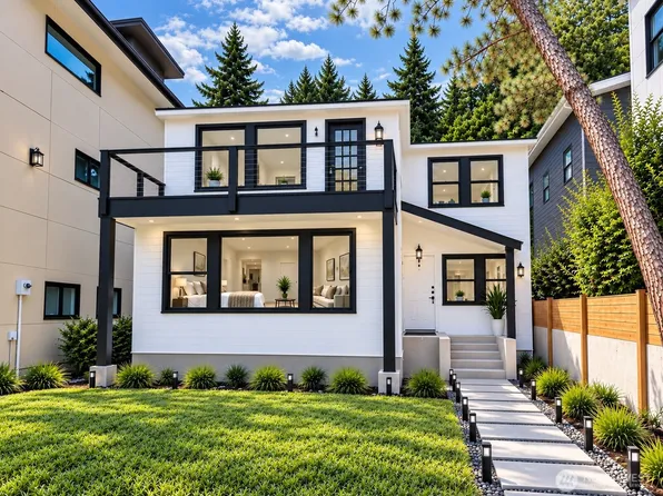 1768 Alki Avenue SW, Seattle, WA 98116