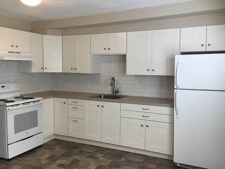 4743B N Albina Ave — Photo 9