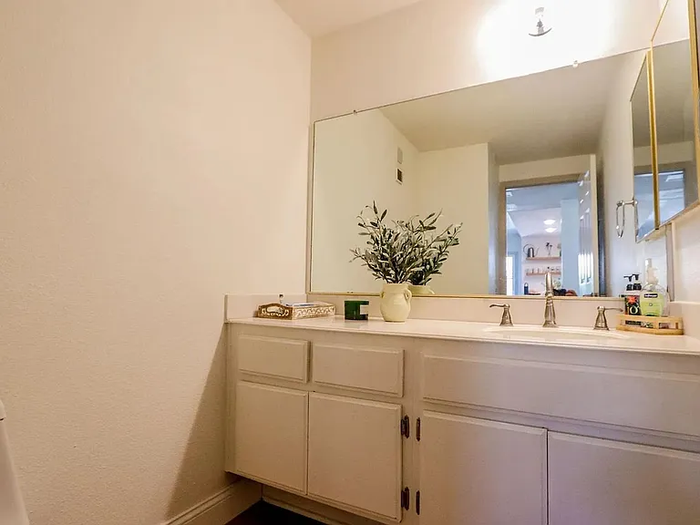 25051 Katie Ave — Photo 16