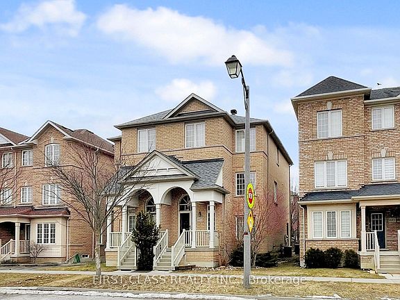 2nd image of 685 Cornell Rouge Blvd N