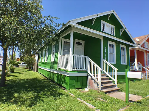 3828 Avenue M 1/2 Photo 1