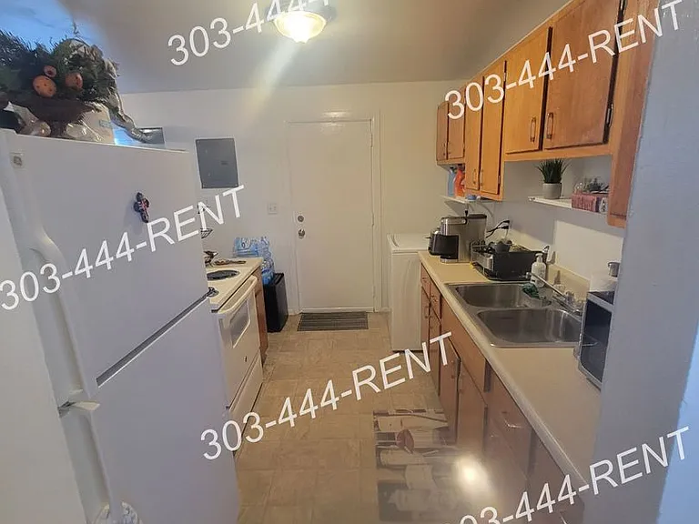 7960 & 7966 Patricia Dr — Photo 7