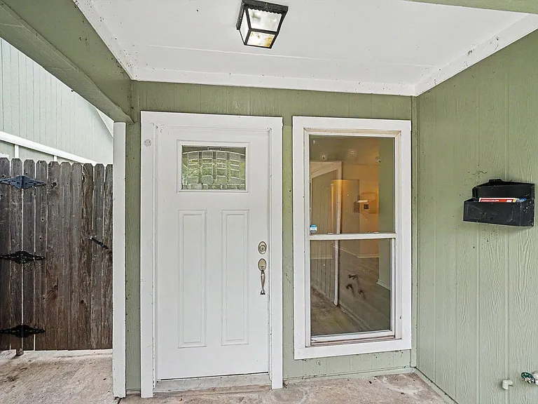 1815 Lipscomb St — Photo 3