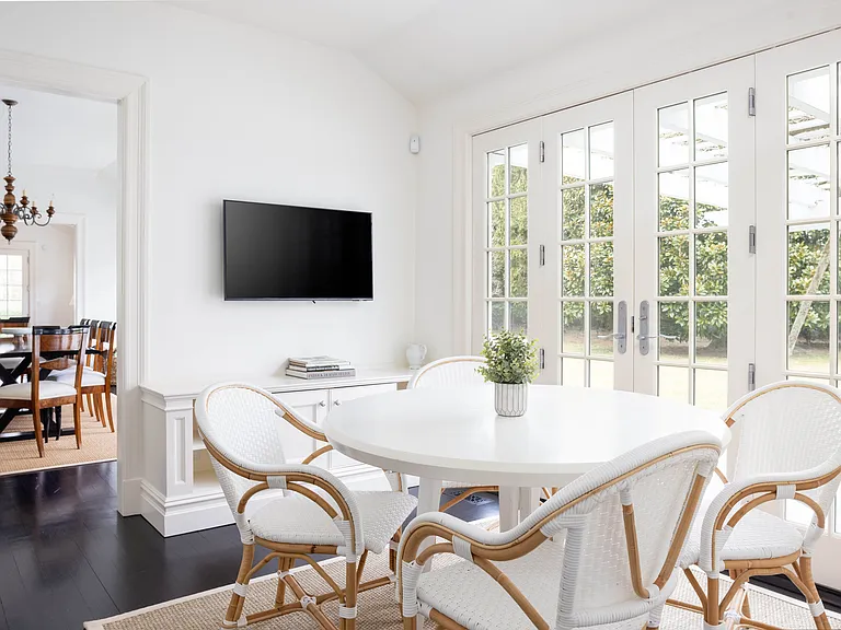 33 Christopher St — Photo 8